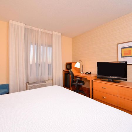 Fairfield Inn & Suites Уайт Марш Екстериор снимка