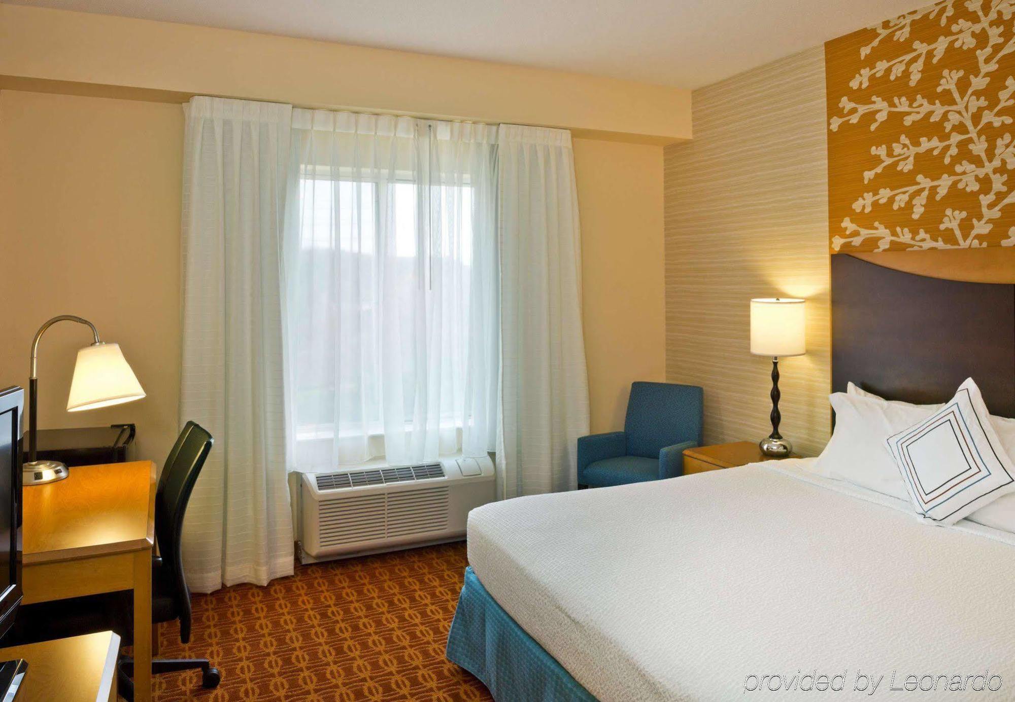 Fairfield Inn & Suites Уайт Марш Екстериор снимка