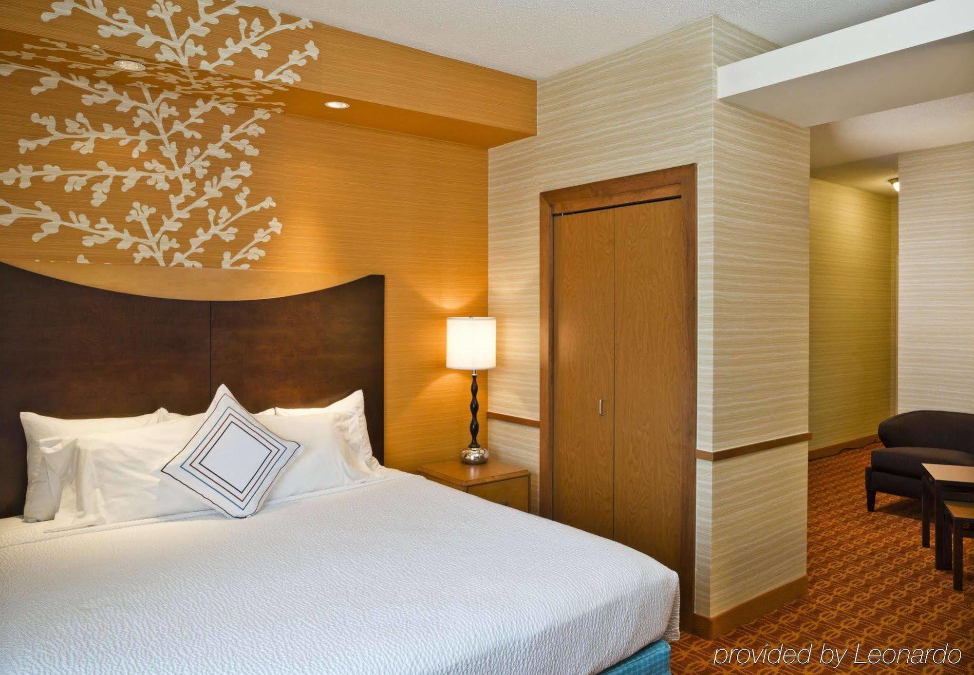 Fairfield Inn & Suites Уайт Марш Екстериор снимка